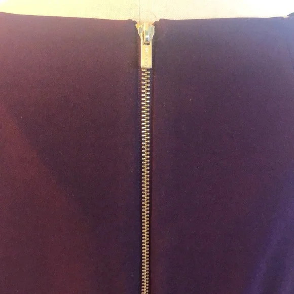 Classic ElegantCalvin Klein Burgundy Fall/Winter Dress - Picture 4 of 12